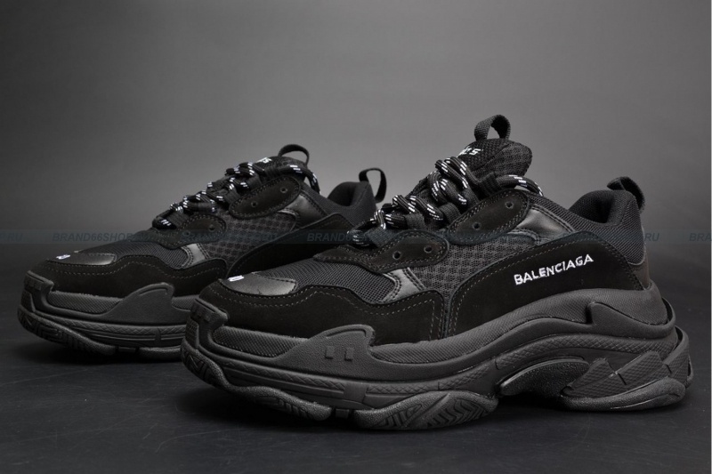 Black triple s store sneakers