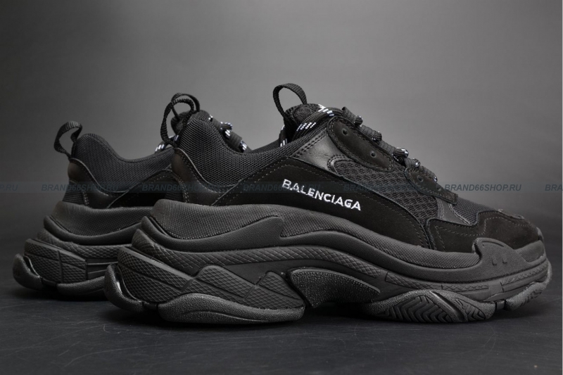 Triple black hot sale triple s